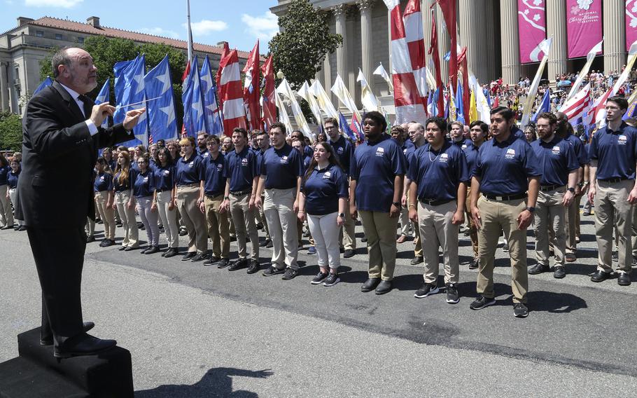 Memorial Day events, parade return to Washington, DC Stars and Stripes